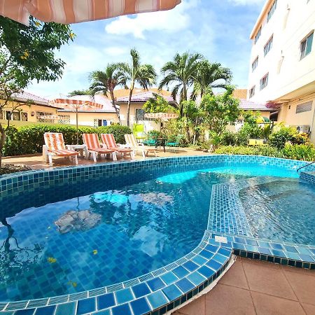 Butterfly Garden Boutique Residences By Frasier, A Lifestyle Destination Apt And Villas 1 To 3 Bedroom Units, 2 Full Bathrooms, Rain Shower, Spa Bath, Complete Kitchen, Staff 24-7,Fast Fiber Optic Wifi, 55" Smart Tv'S, Free Bbq, Pattaya Εξωτερικό φωτογραφία