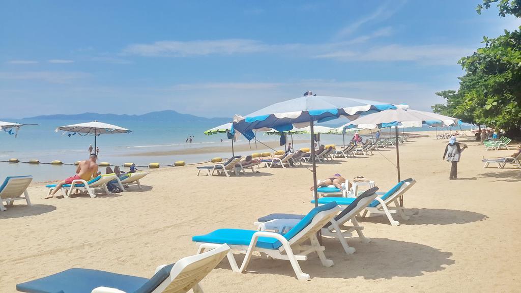 Butterfly Garden Boutique Residences By Frasier, A Lifestyle Destination Apt And Villas 1 To 3 Bedroom Units, 2 Full Bathrooms, Rain Shower, Spa Bath, Complete Kitchen, Staff 24-7,Fast Fiber Optic Wifi, 55" Smart Tv'S, Free Bbq, Pattaya Δωμάτιο φωτογραφία