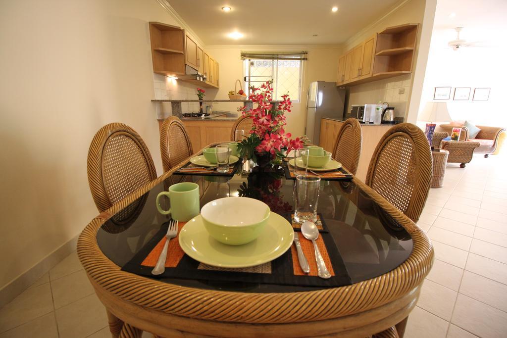 Butterfly Garden Boutique Residences By Frasier, A Lifestyle Destination Apt And Villas 1 To 3 Bedroom Units, 2 Full Bathrooms, Rain Shower, Spa Bath, Complete Kitchen, Staff 24-7,Fast Fiber Optic Wifi, 55" Smart Tv'S, Free Bbq, Pattaya Δωμάτιο φωτογραφία