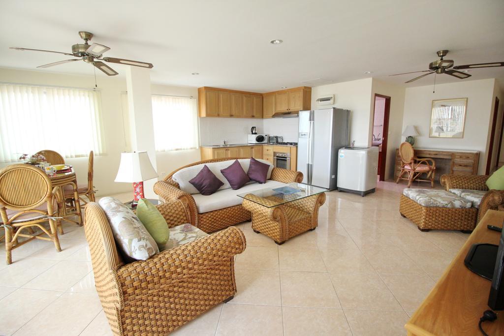 Butterfly Garden Boutique Residences By Frasier, A Lifestyle Destination Apt And Villas 1 To 3 Bedroom Units, 2 Full Bathrooms, Rain Shower, Spa Bath, Complete Kitchen, Staff 24-7,Fast Fiber Optic Wifi, 55" Smart Tv'S, Free Bbq, Pattaya Εξωτερικό φωτογραφία