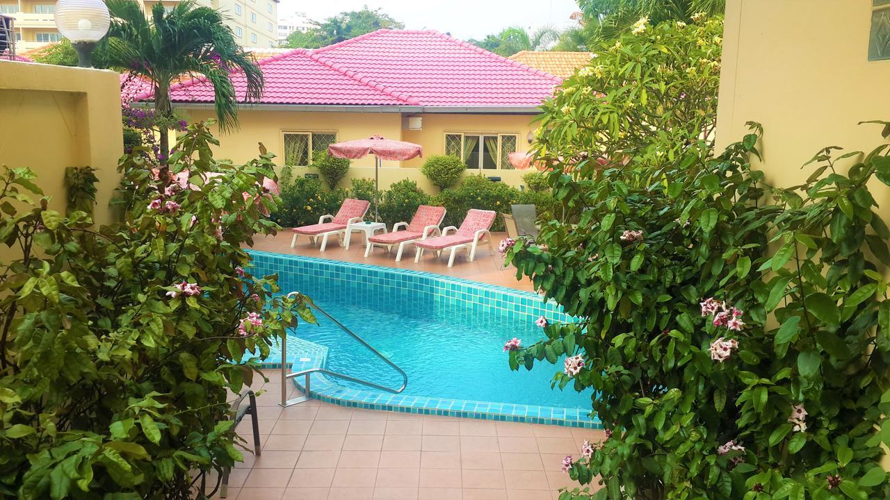 Butterfly Garden Boutique Residences By Frasier, A Lifestyle Destination Apt And Villas 1 To 3 Bedroom Units, 2 Full Bathrooms, Rain Shower, Spa Bath, Complete Kitchen, Staff 24-7,Fast Fiber Optic Wifi, 55" Smart Tv'S, Free Bbq, Pattaya Εξωτερικό φωτογραφία